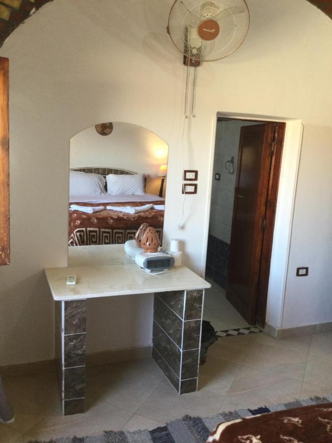 Apartamento The Brown House Luxor Exterior foto