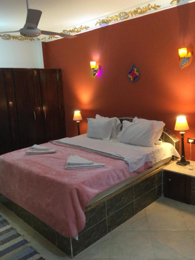Apartamento The Brown House Luxor Exterior foto