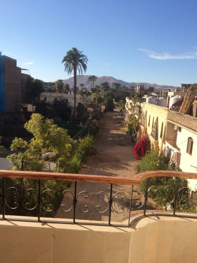 Apartamento The Brown House Luxor Exterior foto
