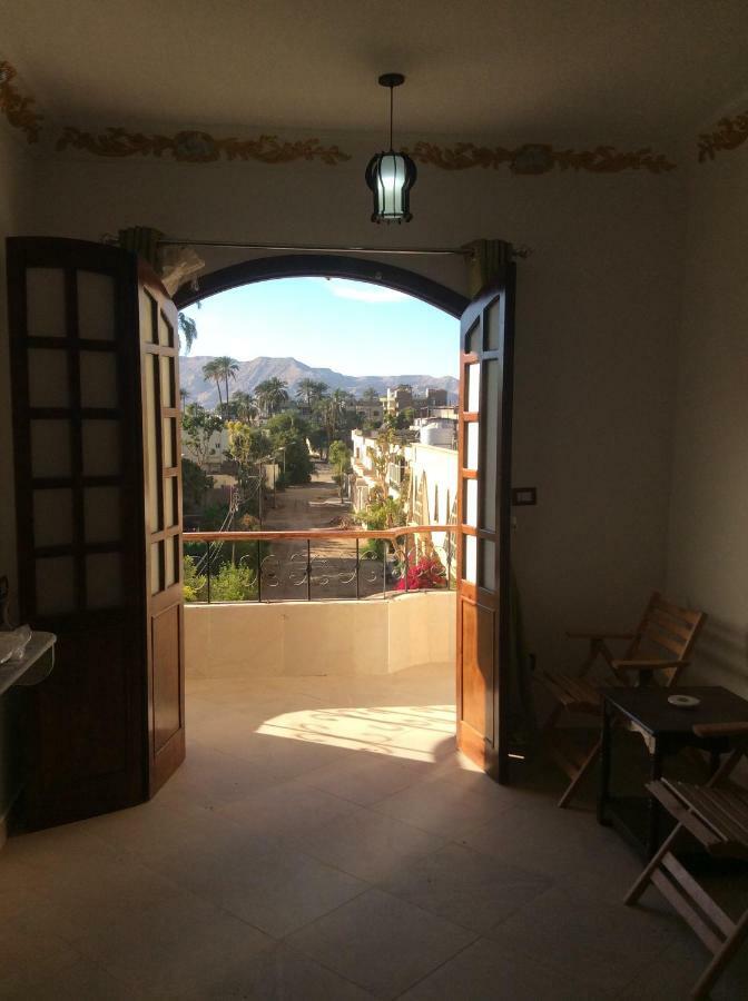 Apartamento The Brown House Luxor Exterior foto